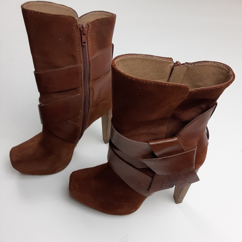 Jessica Simpson leather platform heeled boots